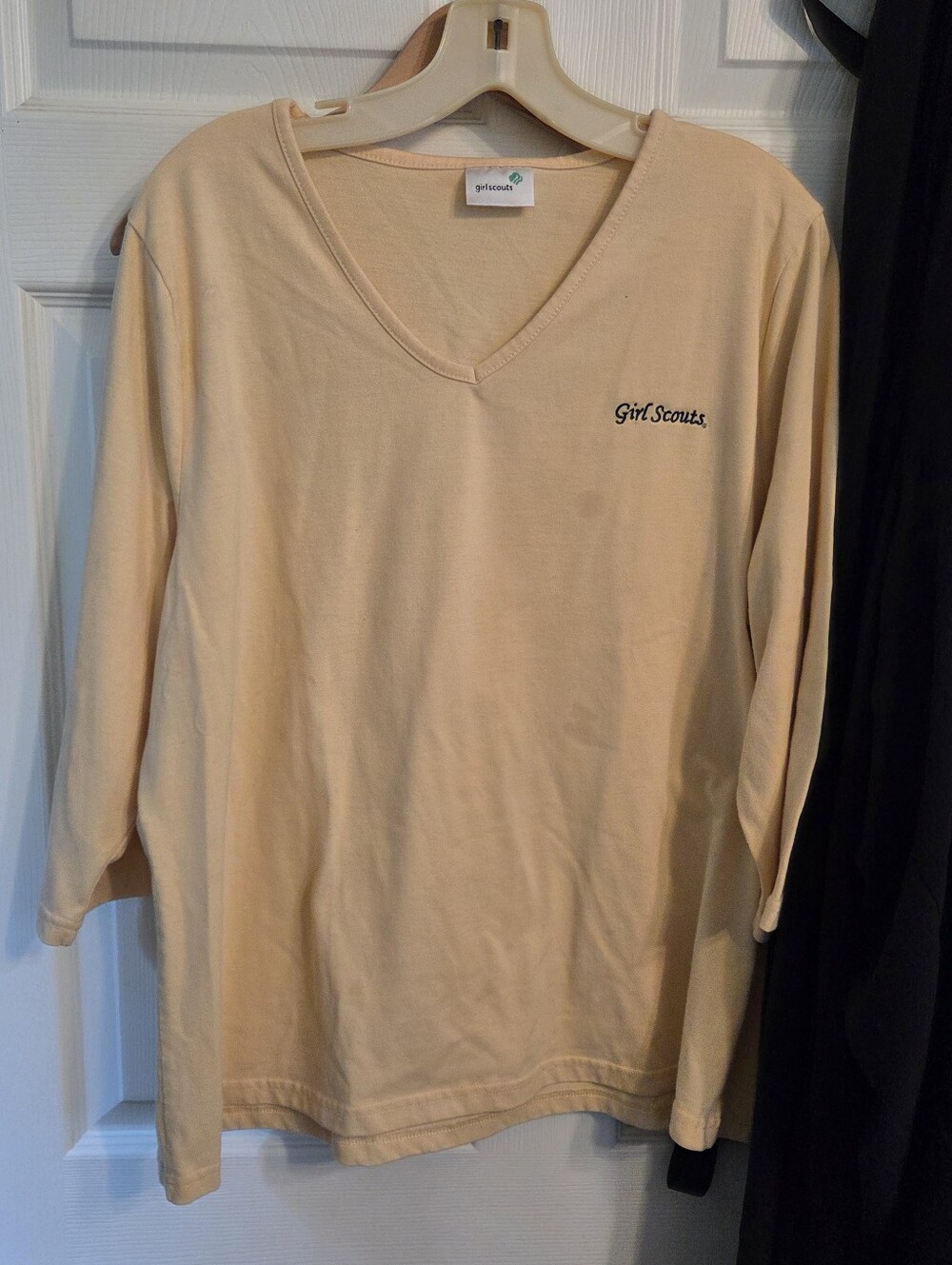 Women's Girl Scout 2x Light Yellow V-Neck 3/4 Sleeve Top
